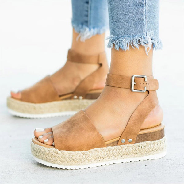 Platform Sandals - Casual Virtual Chic